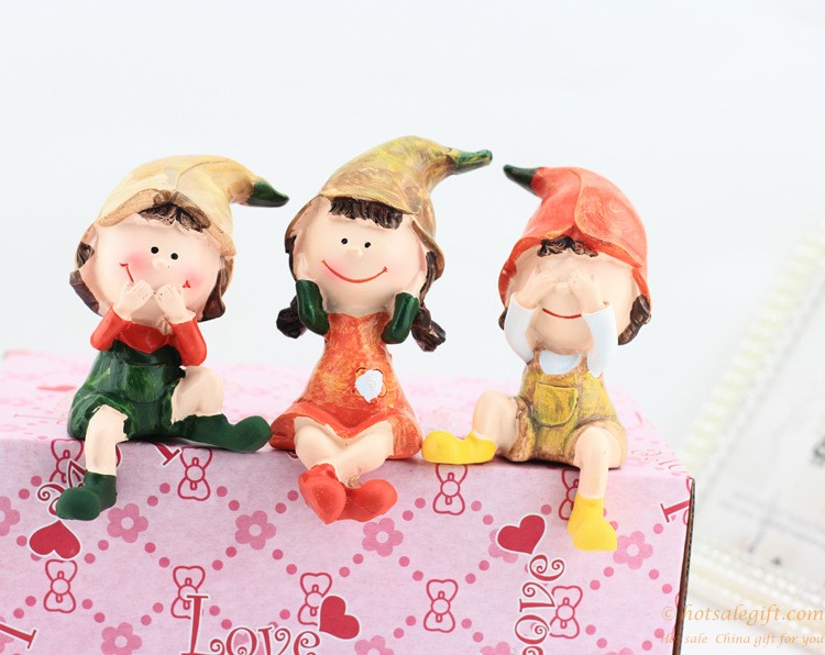 hotsalegift hot sale creative resin gifts cute doll ornaments petals 1