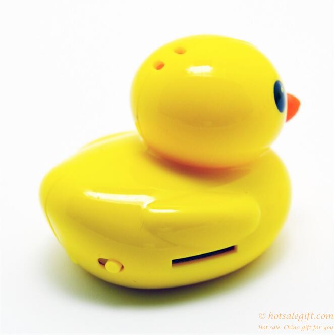 hotsalegift cute cartoon yellow duck mini portable mp3 1