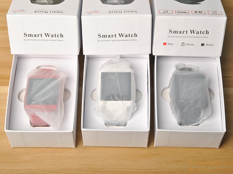 hotsalegift stylish smart bluetooth wearable watch 2
