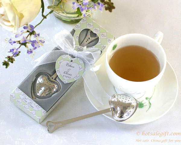 hotsalegift elegant heartshaped tea strainer drain
