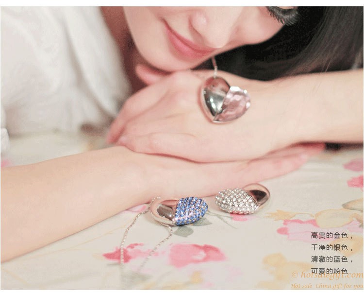 hotsalegift fashion exquisite heartshaped diamond crystal disk 3