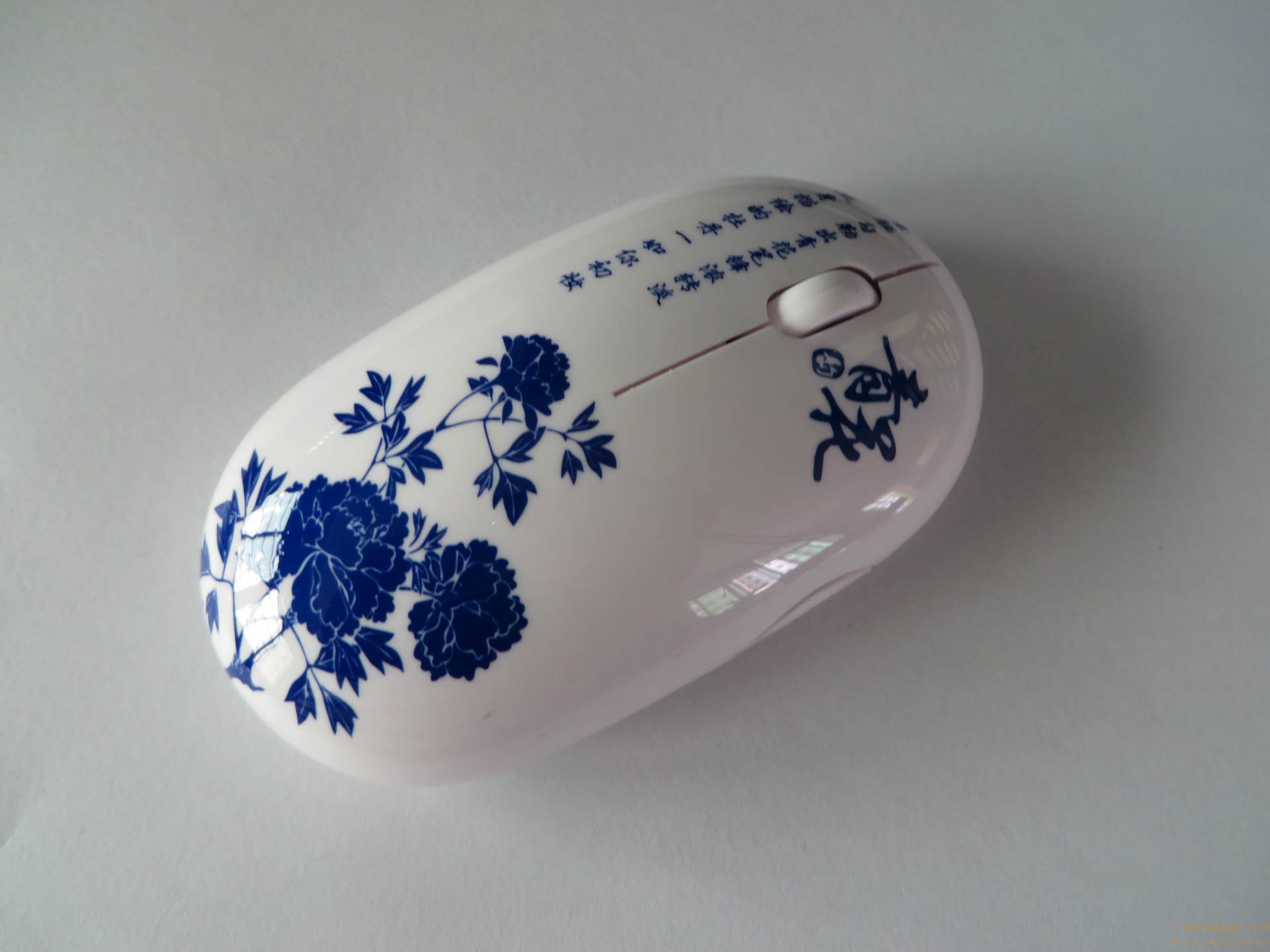 hotsalegift chinese style blue white porcelain shape mouse 4