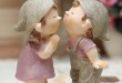 Целуване двойка смола кукла орнаменти