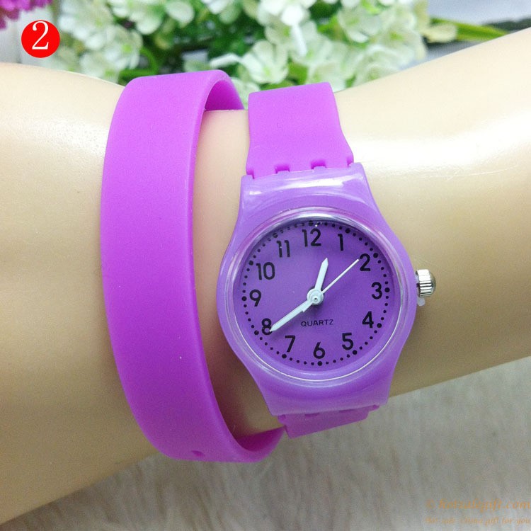 hotsalegift promotion fashion classic geneva silicone jelly watches 5