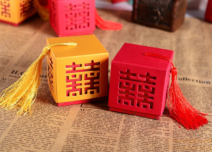 hotsalegift creative chinese style handmade folding hollow candy box wedding gift fringed 1
