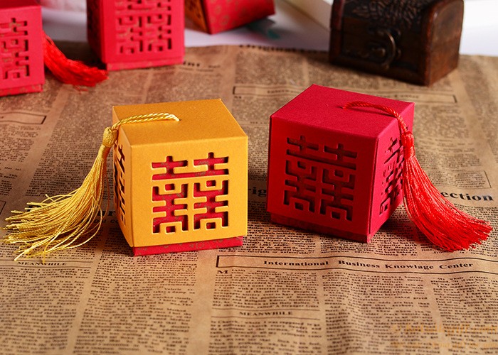hotsalegift creative chinese style handmade folding hollow candy box wedding gift fringed 2
