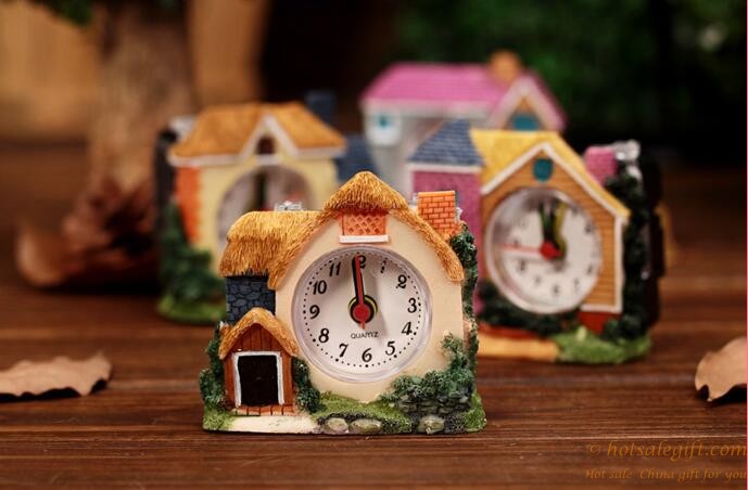 hotsalegift 4 kinds designs retro alarm clocks house art creative