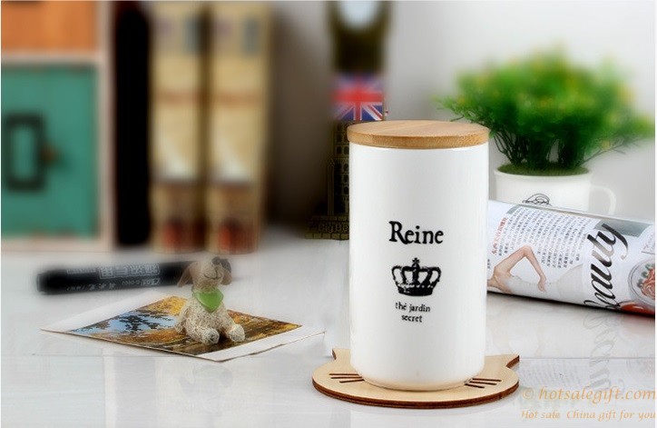 hotsalegift beautifully cute ceramic cup creative coffee mug milk cup wooden cover 3