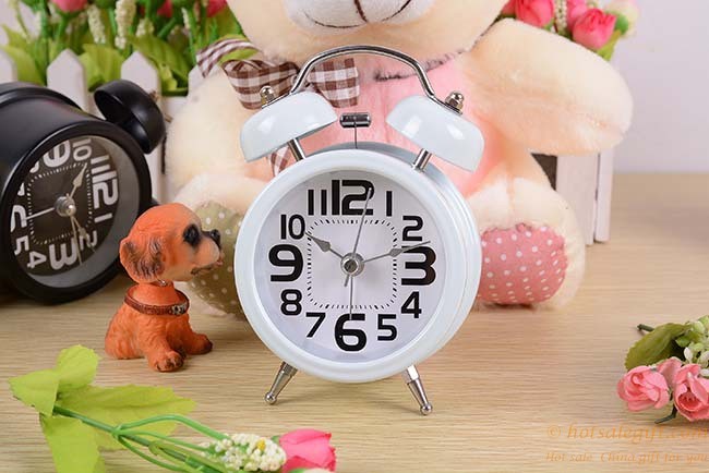hotsalegift beautifully retro fashion personality mechanical alarm clock 1