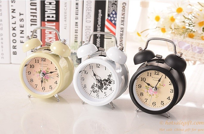hotsalegift fashion design mini classic retro metal alarm clock