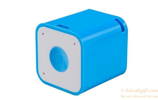 hotsalegift mini handsfree bluetooth antilost selfie bluetooth stereo speaker 2