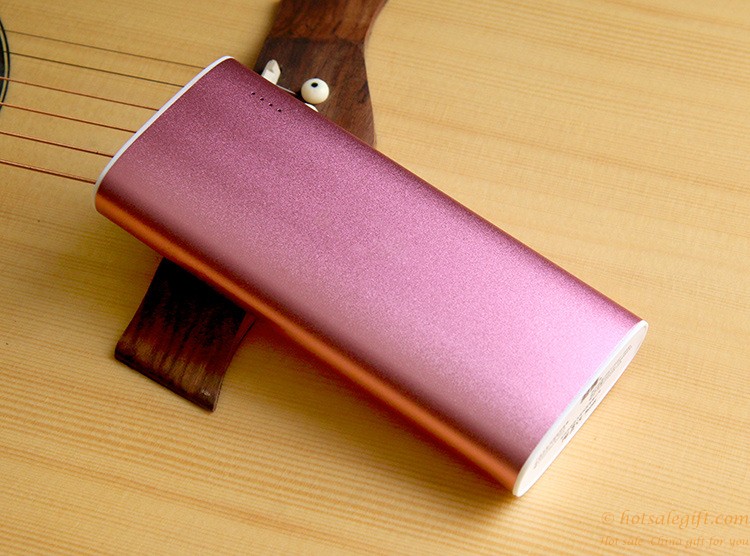 hotsalegift metal aluminum shell case mini portable 13000mah power bank 5 colors 5