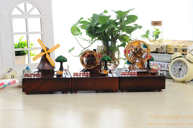 hotsalegift exquisite ornaments plastic ferris wheel music box 2