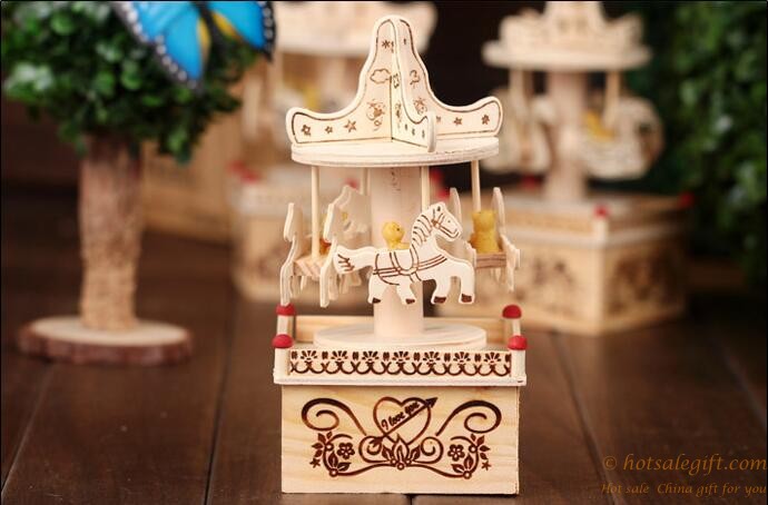 hotsalegift winnie carousel music boxes lovers 4