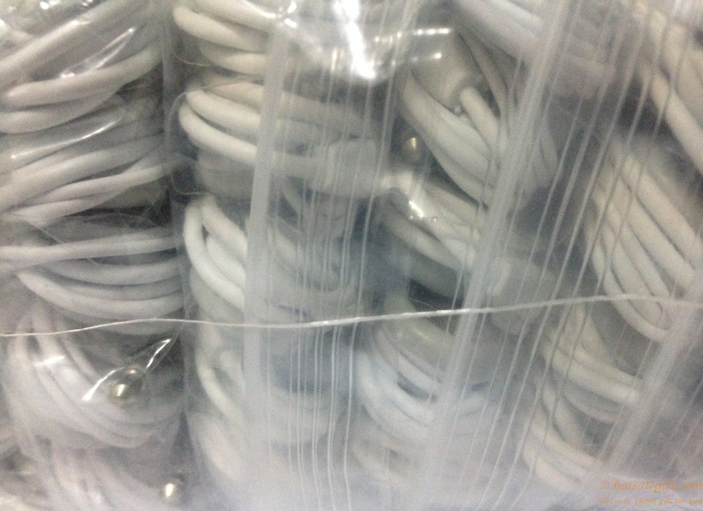 hotsalegift cheap oem wire control earphones simple packaging 3