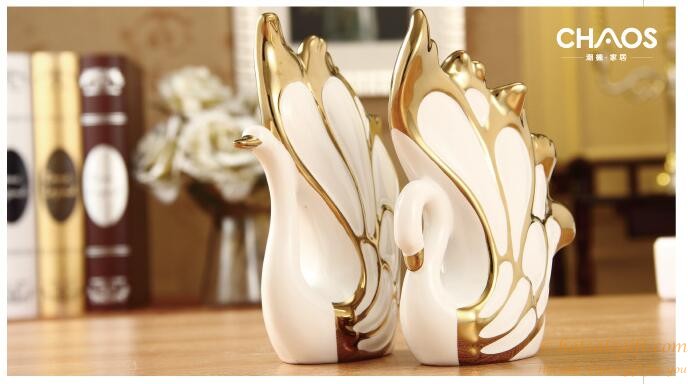 hotsalegift european couple swan design ceramic decorations 2
