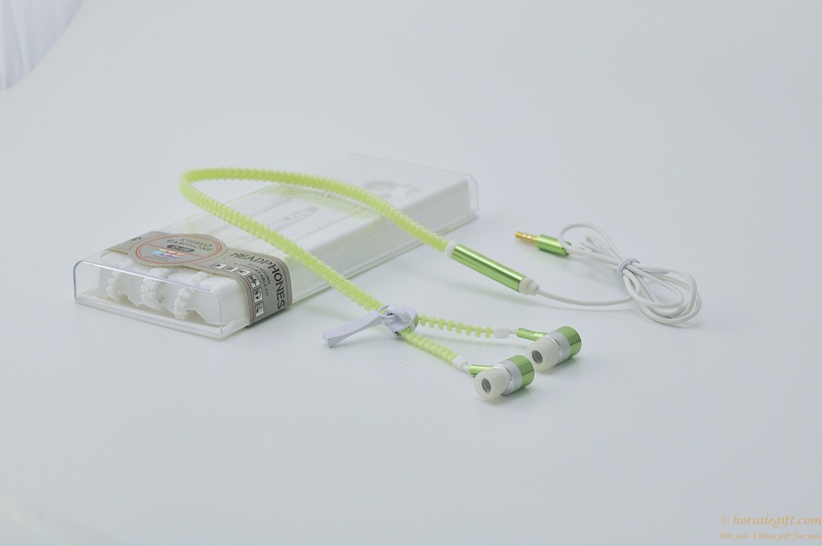 hotsalegift luminous metal zipper earphone headset highquality 3d surround wire call 7