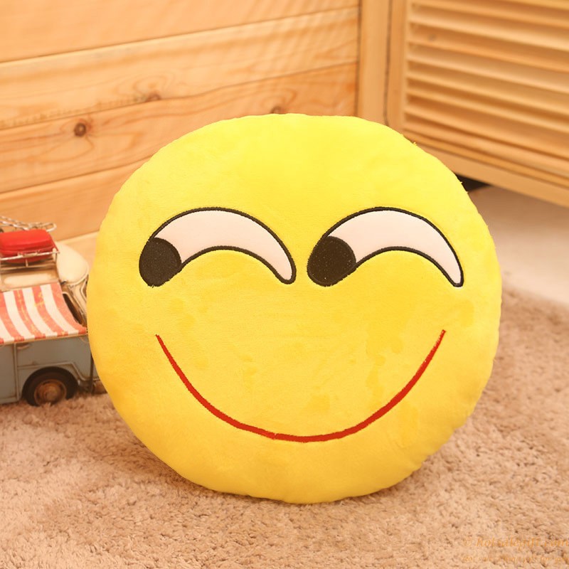 hotsalegift funny design wholesale wechat emoticon cushion emoji pillow 11