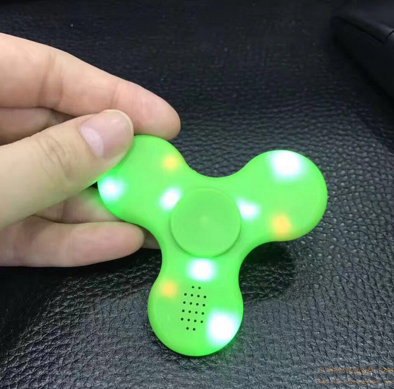 hotsalegift led bluetooth control music fidget spinner rechargeable music spinner 9